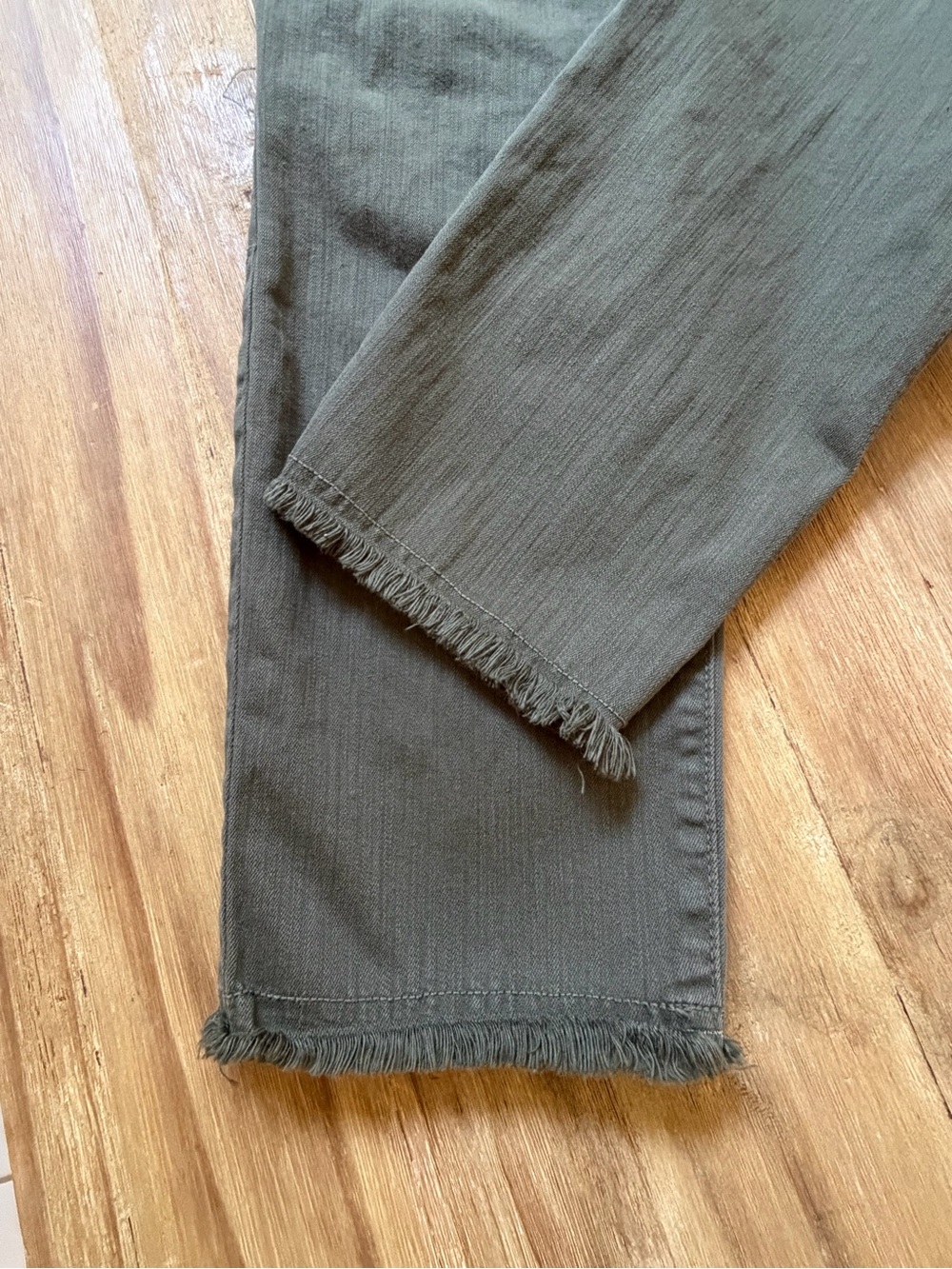NYDJ Topiary Green Alina Ankle Stretch Jeans - Picture 5 of 9